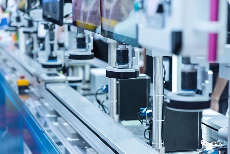 臺(tái)達(dá)將機(jī)器視覺(jué)的應(yīng)用分為四類：定位、測(cè)量、檢測(cè)和識(shí)別